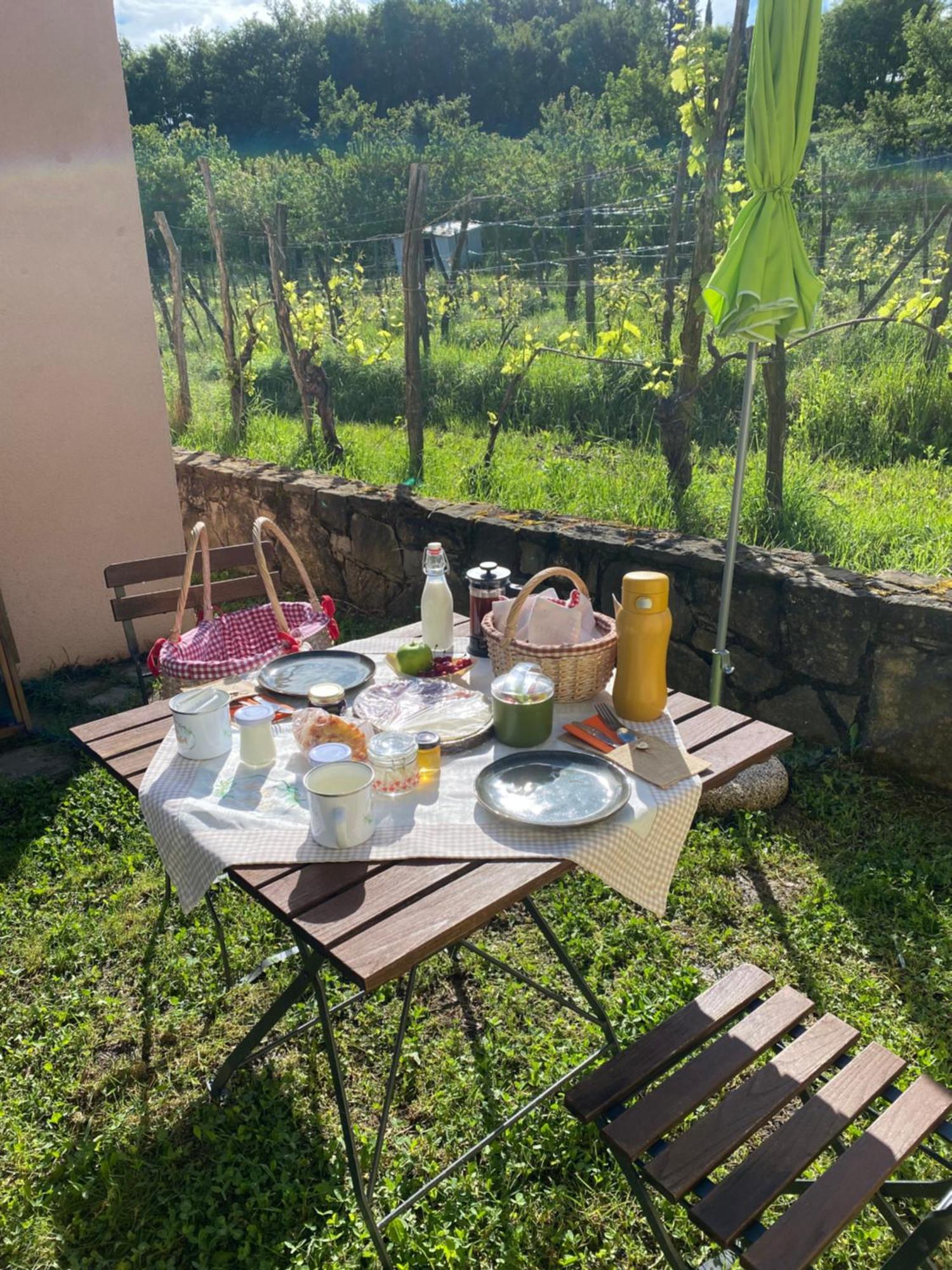 Glamping Green Istria Tiny Houses Truške Exteriör bild